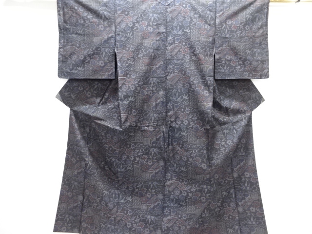 JAPANESE KIMONO / SILK / DORO OSHIMA TSUMUGI / WOVEN HOUSES & FLORAL PLANTS